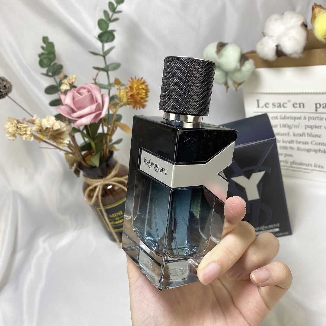 Saint Laurent perfume